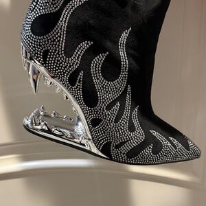 Teeth boots women 6.5